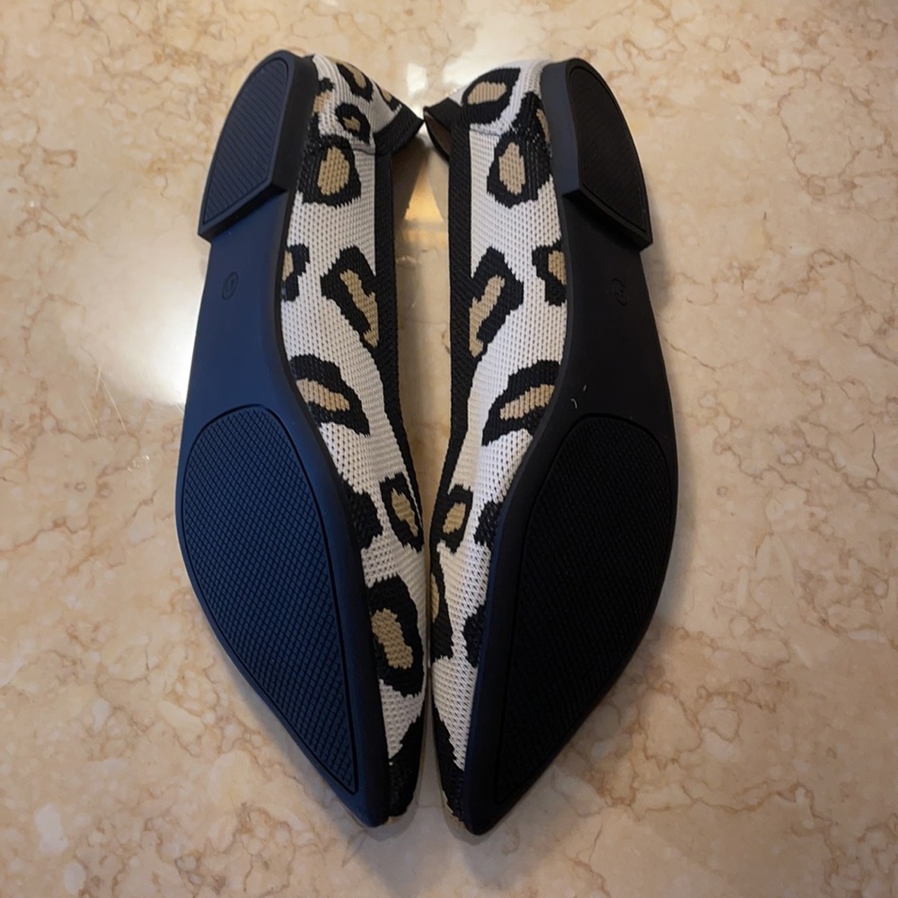 NWOT Leopard print flats - Picture 3 of 6